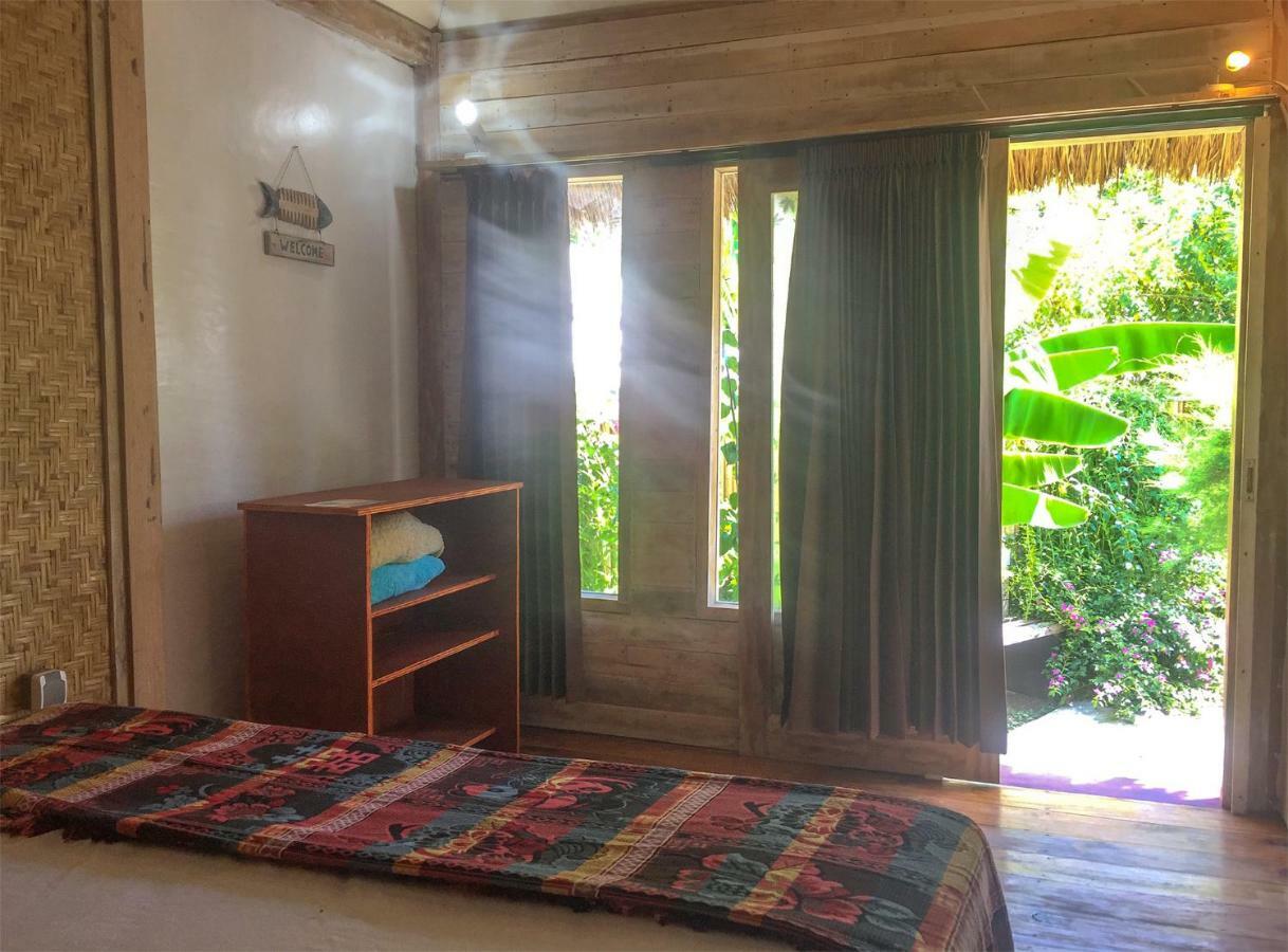 The Huts Villa กีลีตราวางัน ภายนอก รูปภาพ