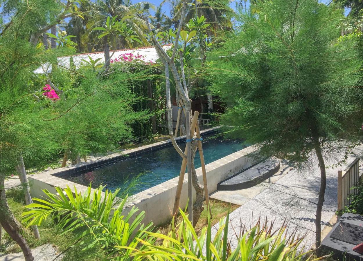 The Huts Villa กีลีตราวางัน ภายนอก รูปภาพ